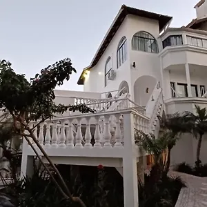 Czaritza Hotel